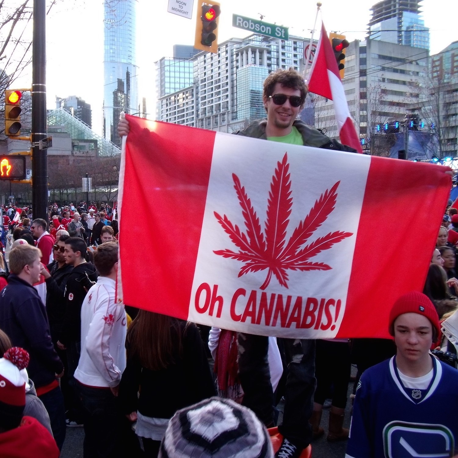 Canada plans to legalize marijuana, nationwide, in 2017